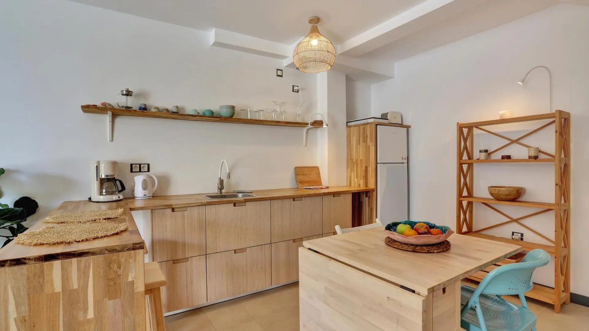 Casa Del Mar Beachfront Apartments With Pool & Ocean Views Cotillo